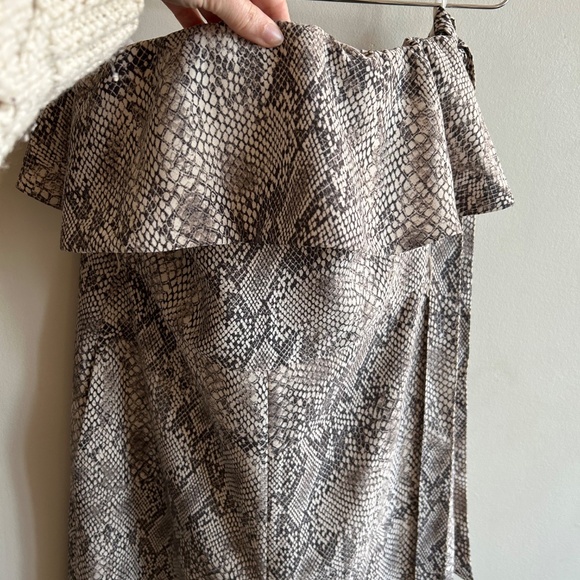 Aritzia Babaton Altamiro Strapless Wide Leg Jumpsuit Size 10 - Picture 13 of 14